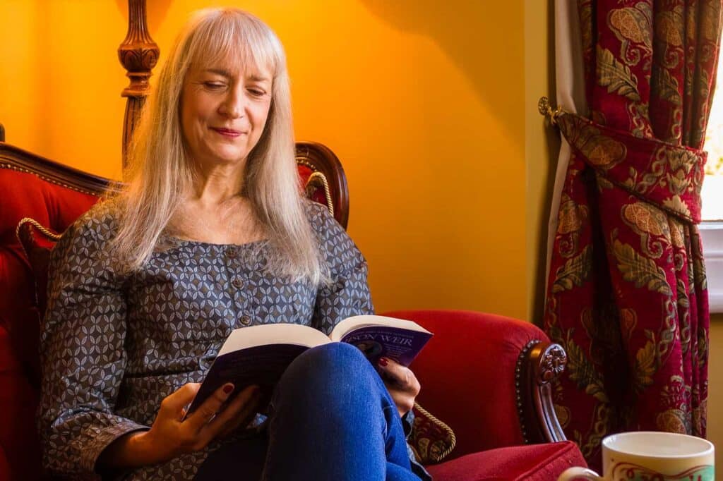 Melanie Cotton beta reading a novel manuscript as part of Argentum Editorial’s beta reading service
